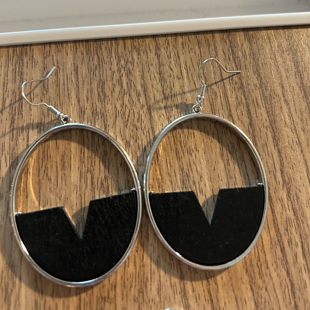 Vintage black and silver geometric earrings